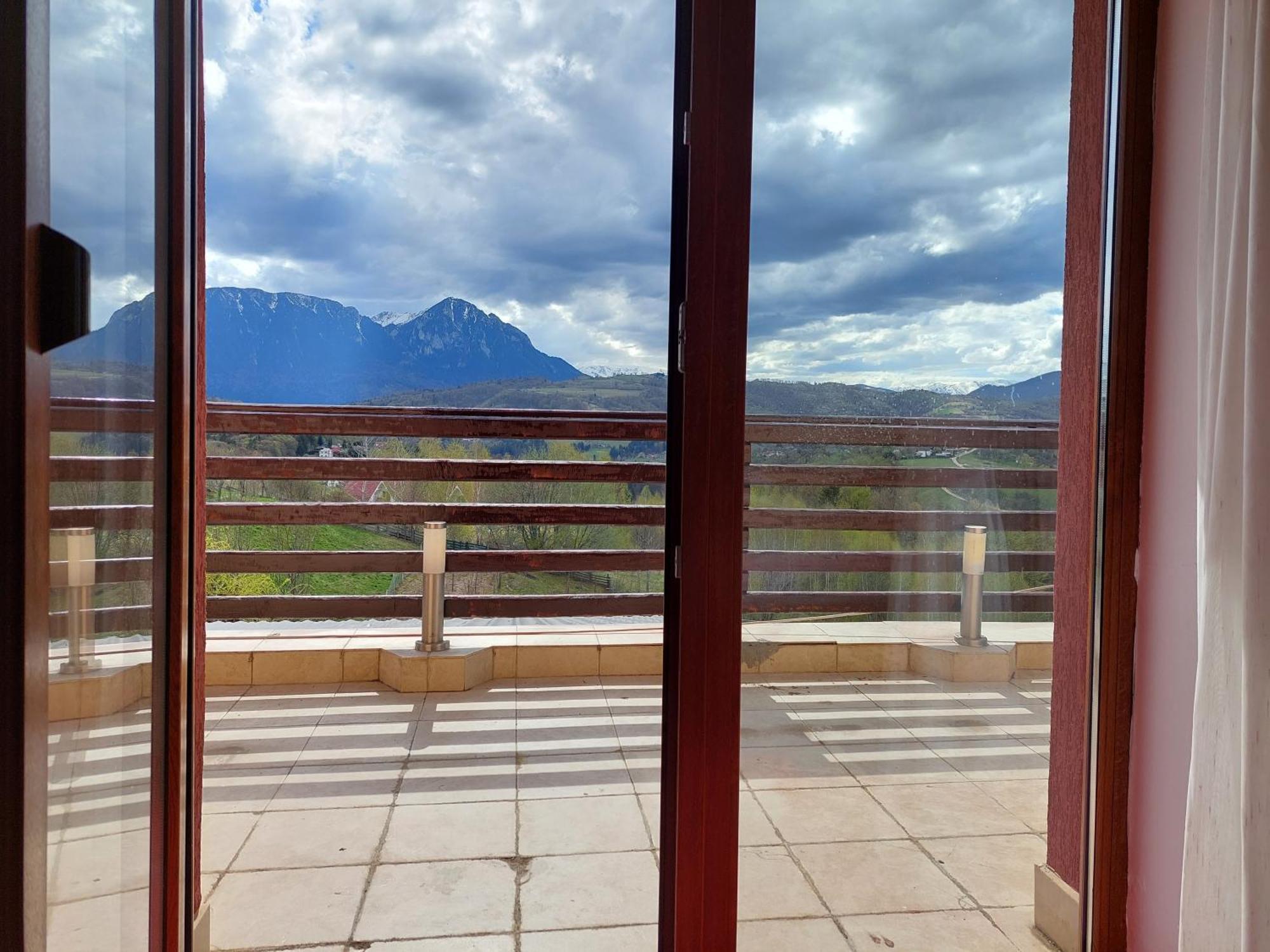 Pension Chalet Poiana Marului Ranch Luaran gambar