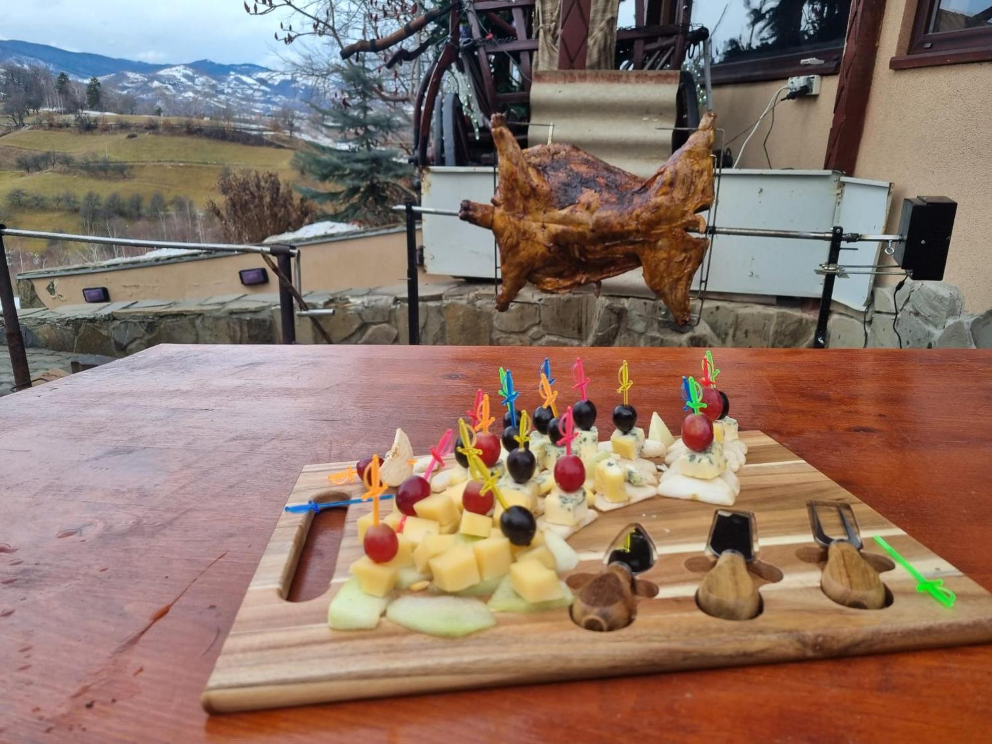 Pension Chalet Poiana Marului Ranch Luaran gambar